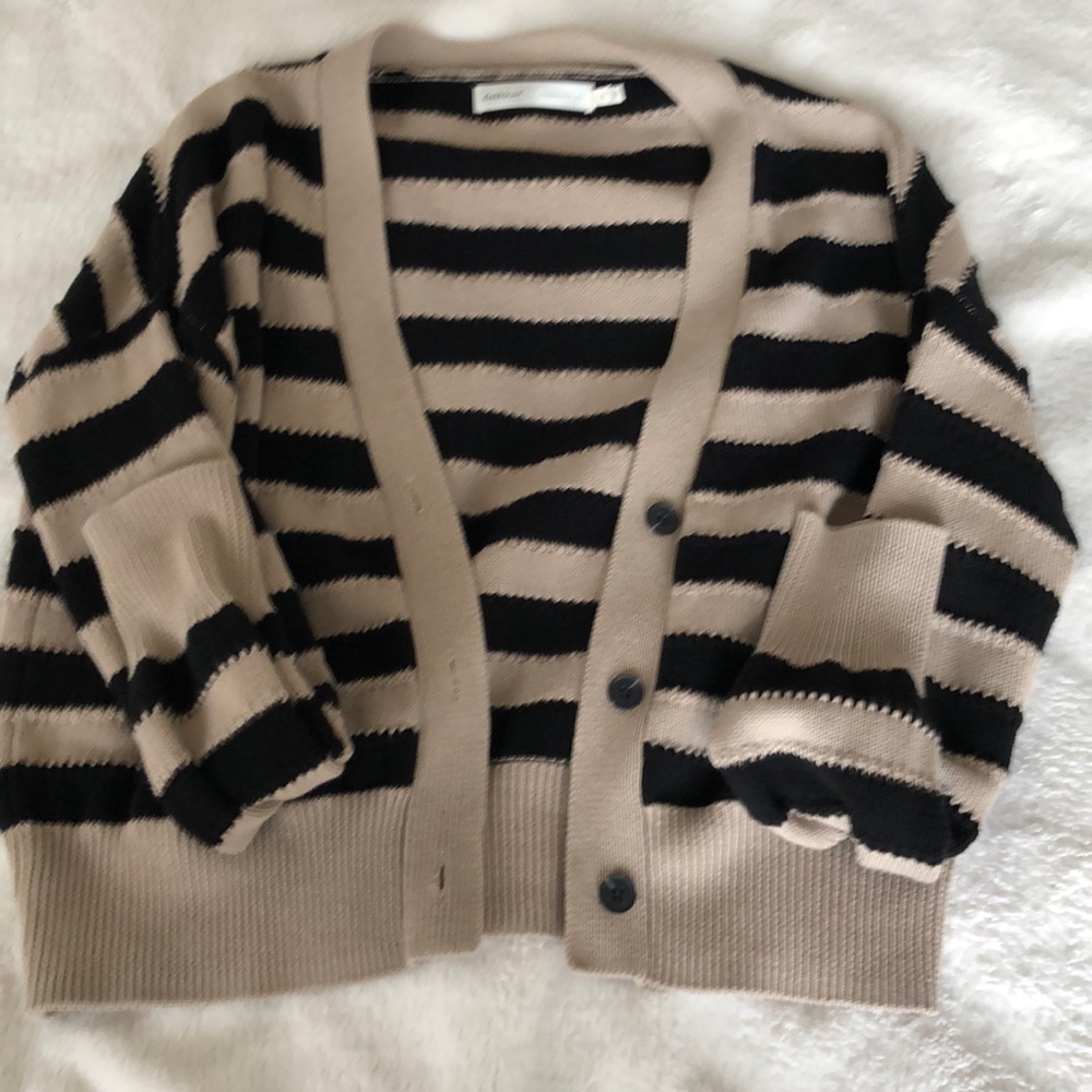 Super cute cardigan
